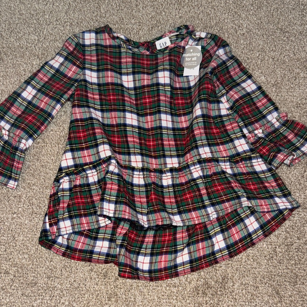 NWT GAP Kids Holiday Top